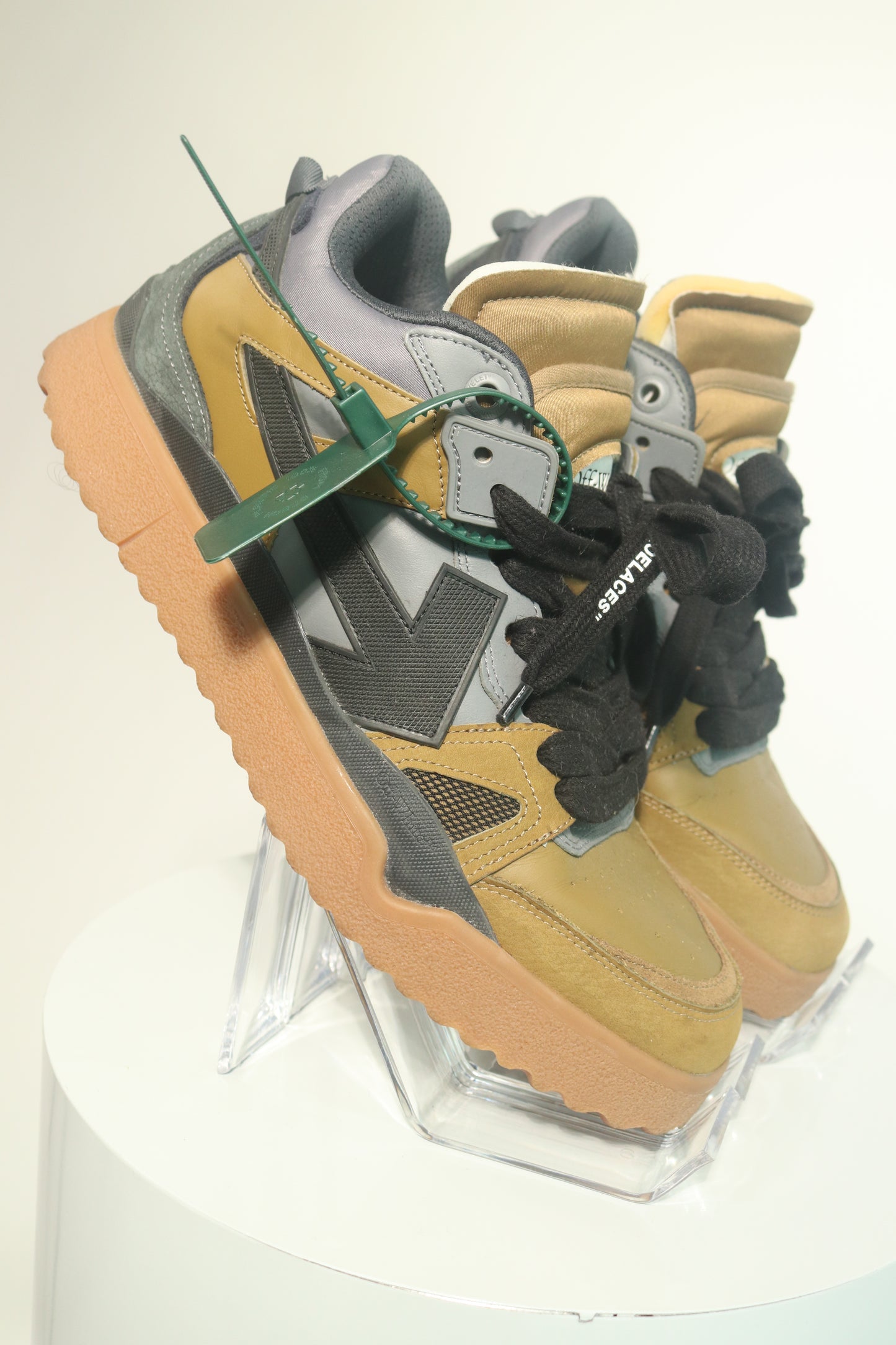 Off-White Sponge Mid Top Sneakers