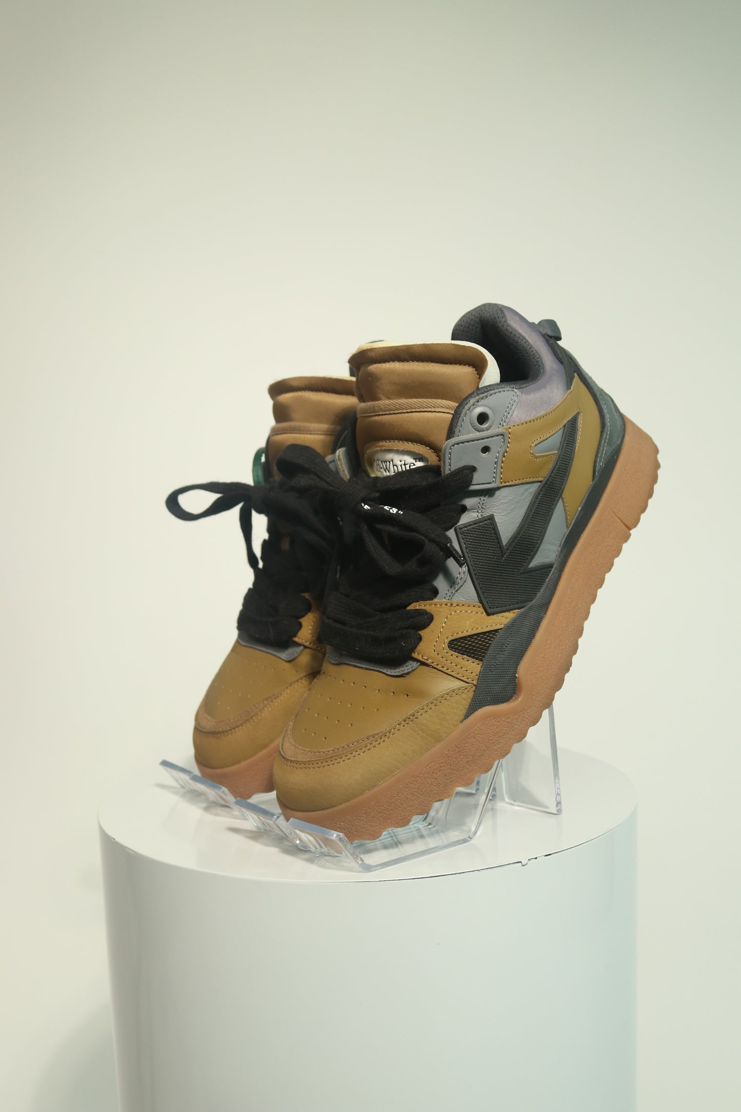 Off-White Sponge Mid Top Sneakers