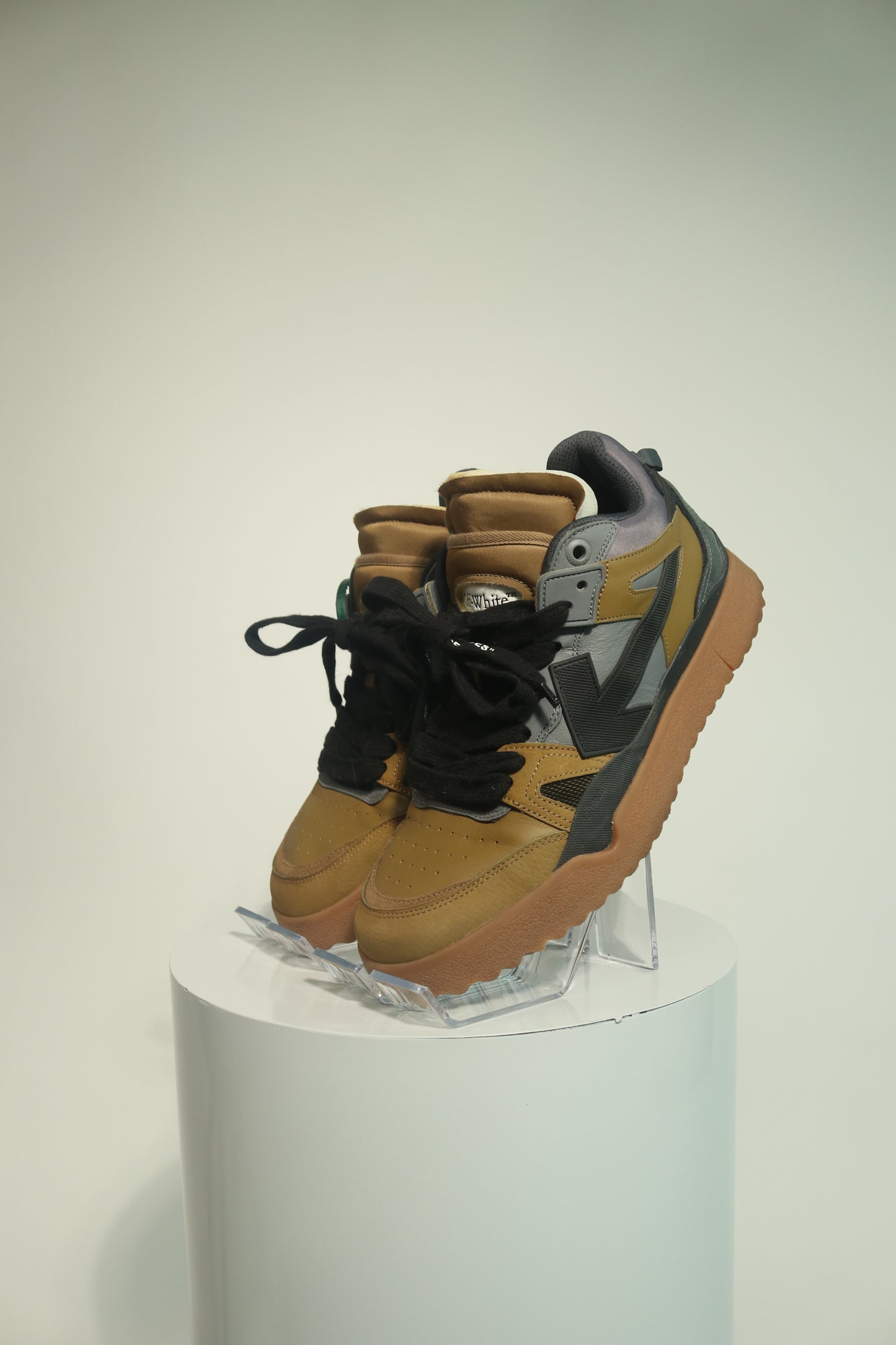 Off-White Sponge Mid Top Sneakers
