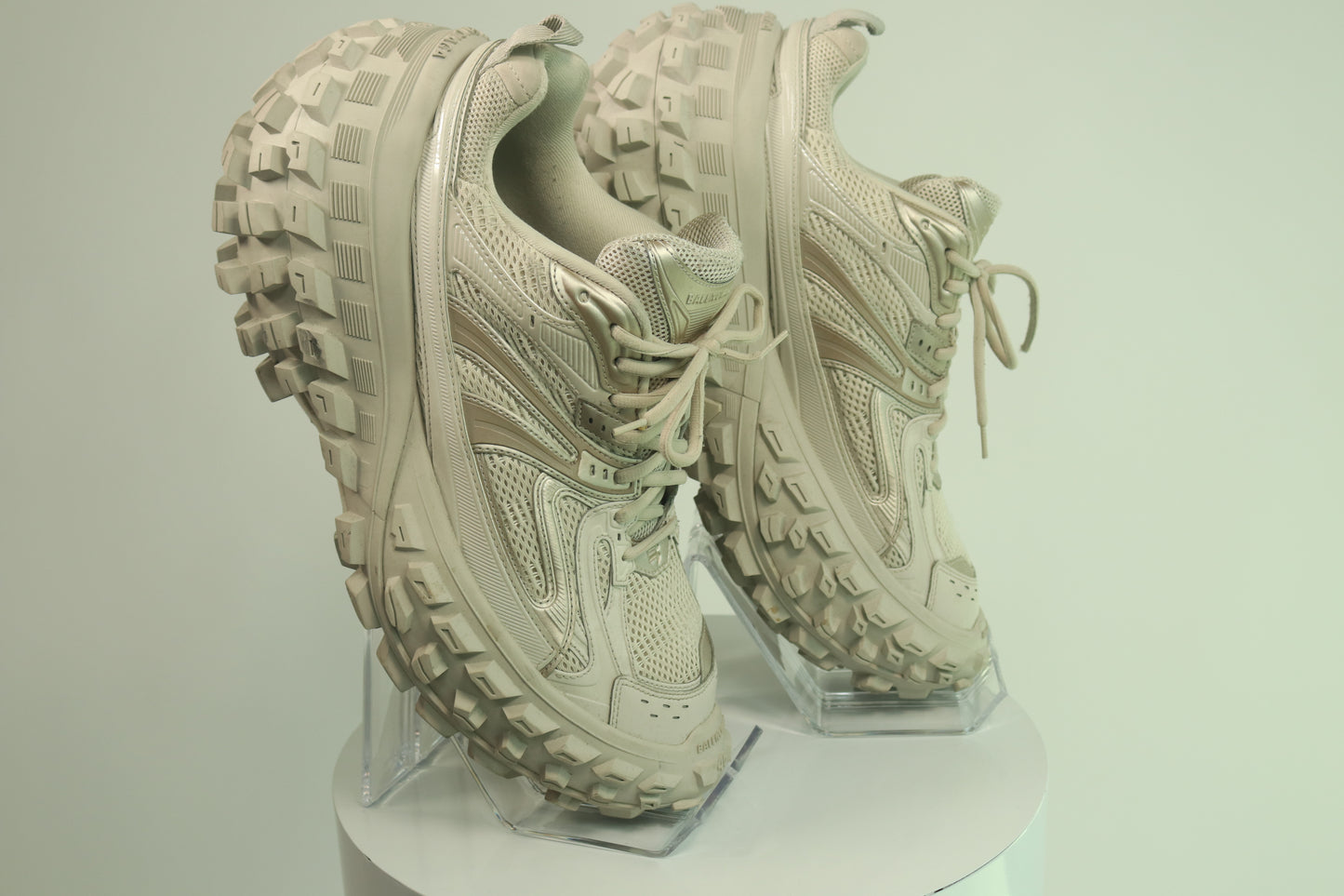 Balenciaga Bouncer Sneaker