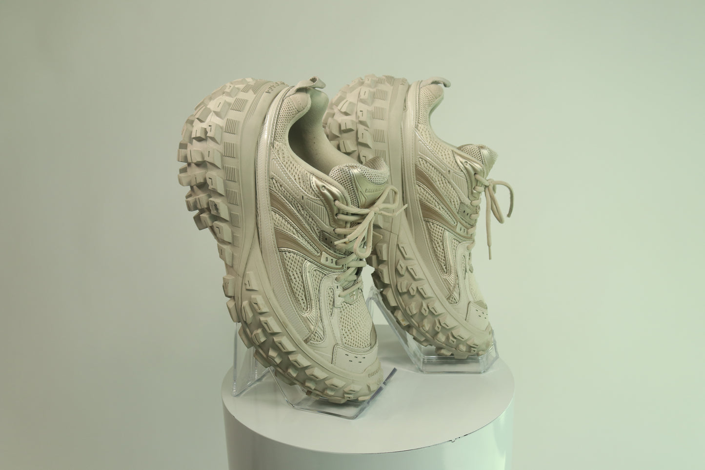 Balenciaga Bouncer Sneaker