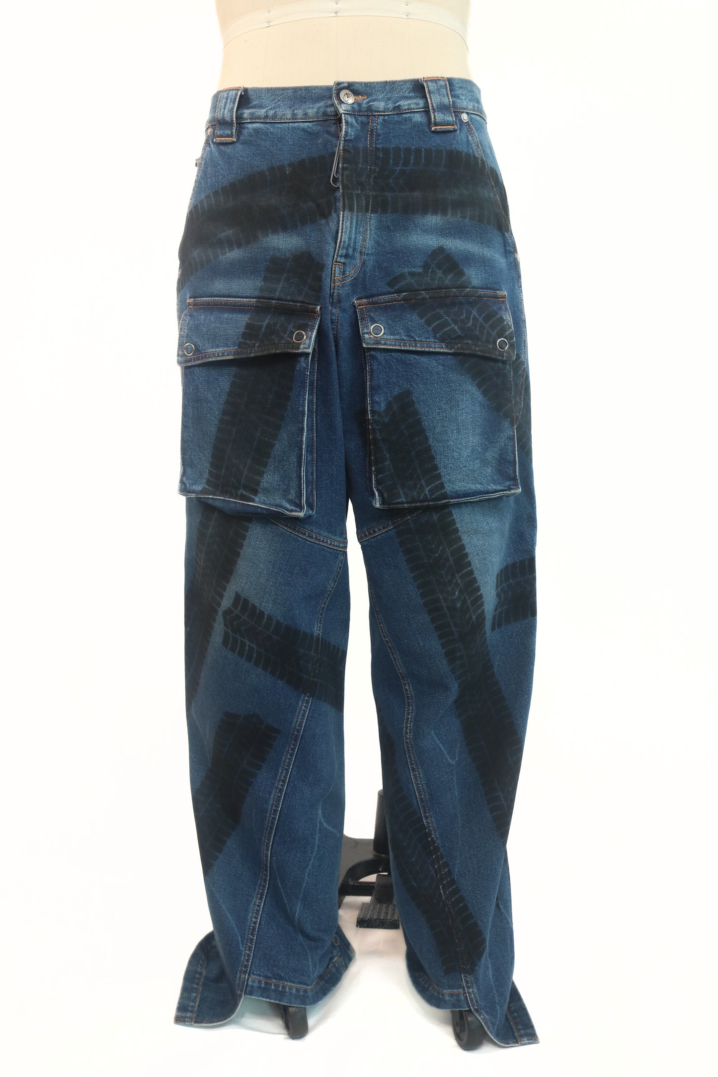 Off-White Cargo Jeans