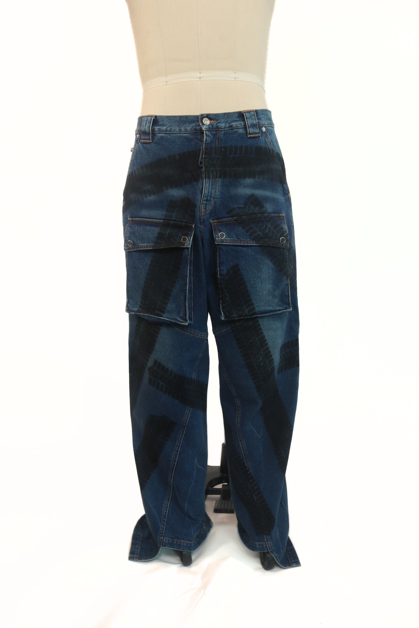 Off-White Cargo Jeans