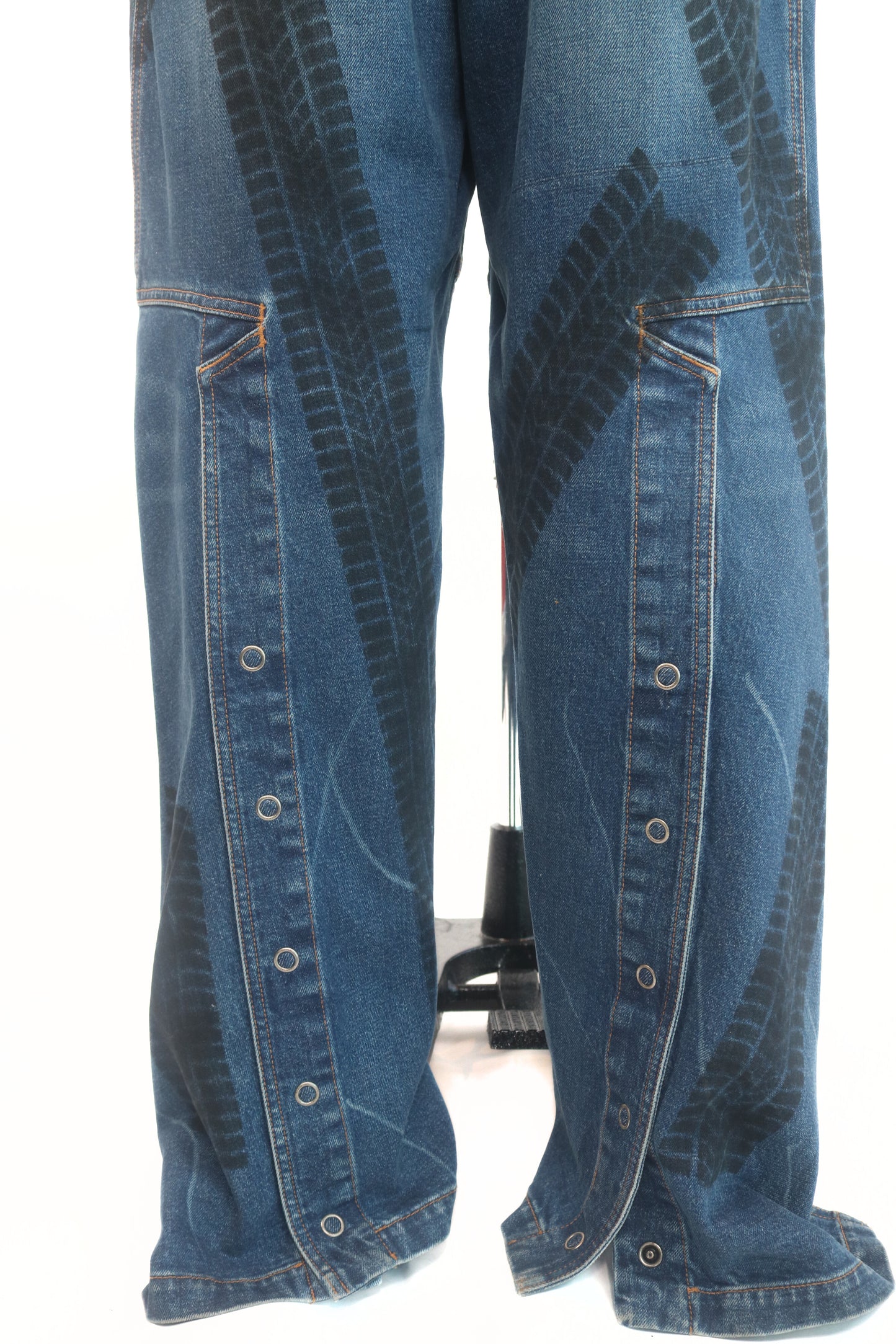 Off-White Cargo Jeans
