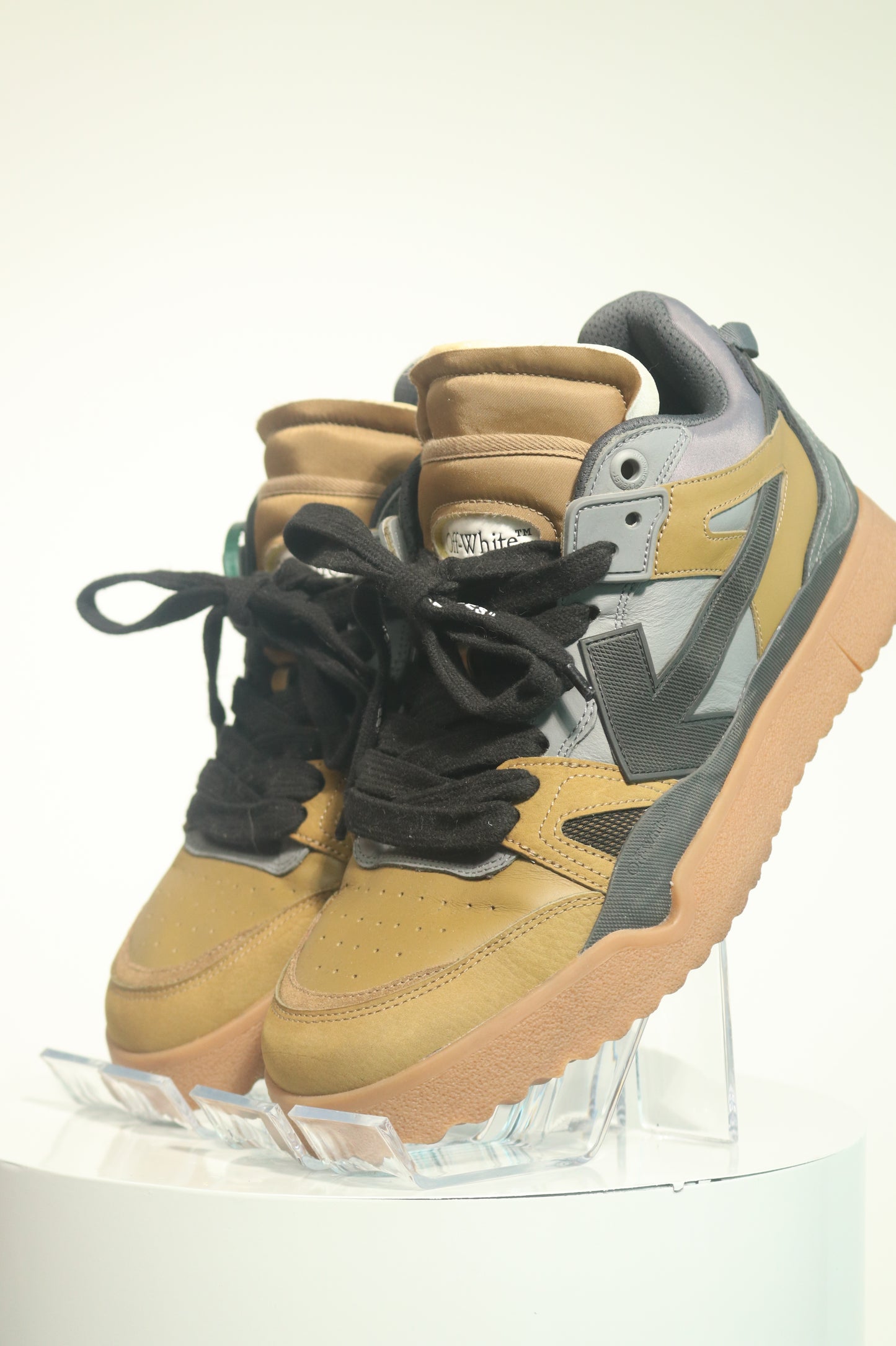 Off-White Sponge Mid Top Sneakers