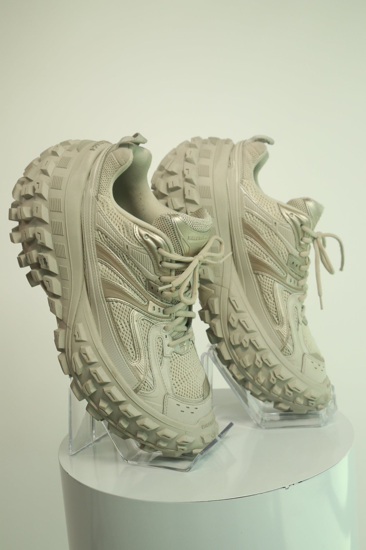 Balenciaga Bouncer Sneaker