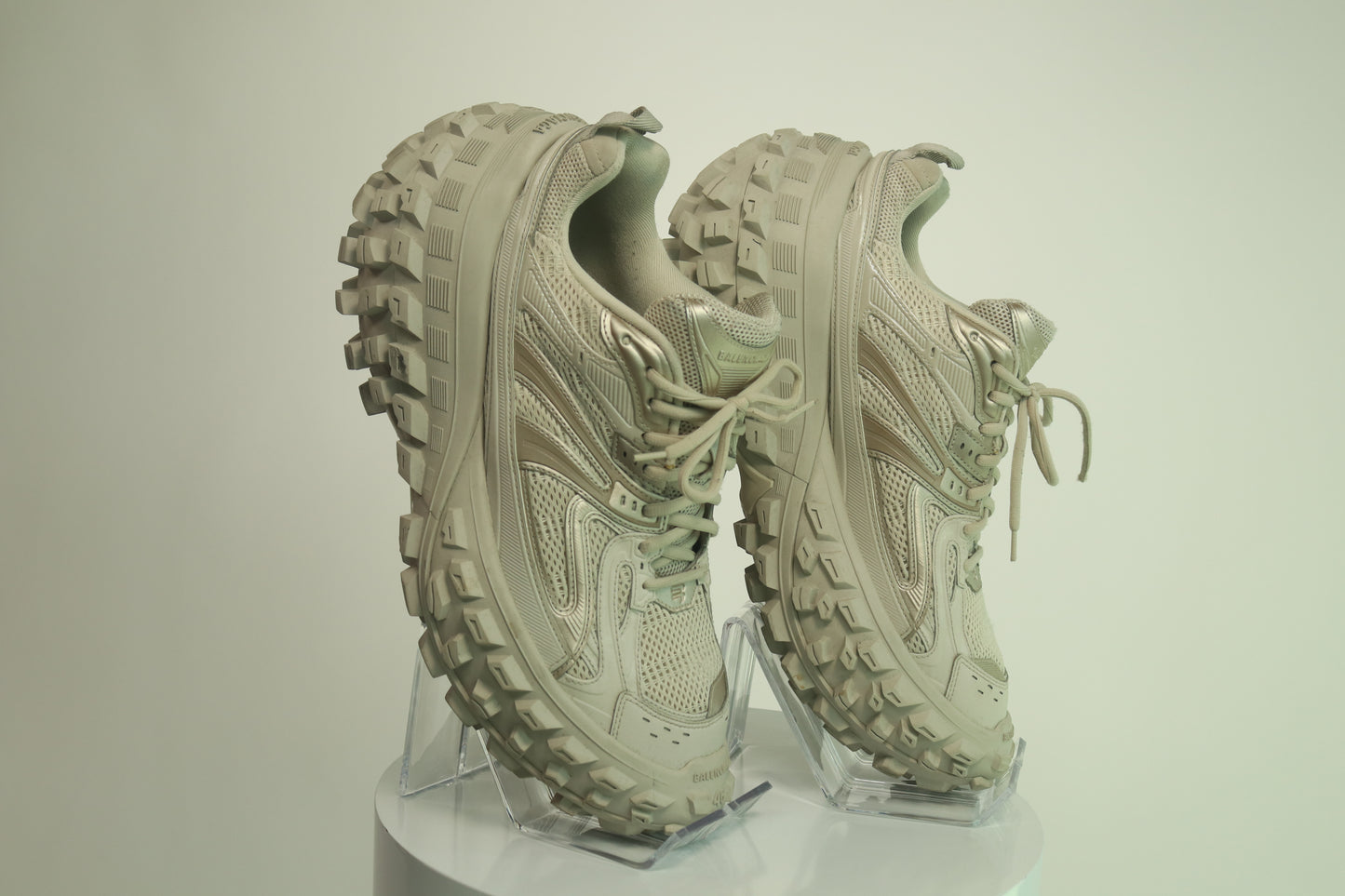 Balenciaga Bouncer Sneaker