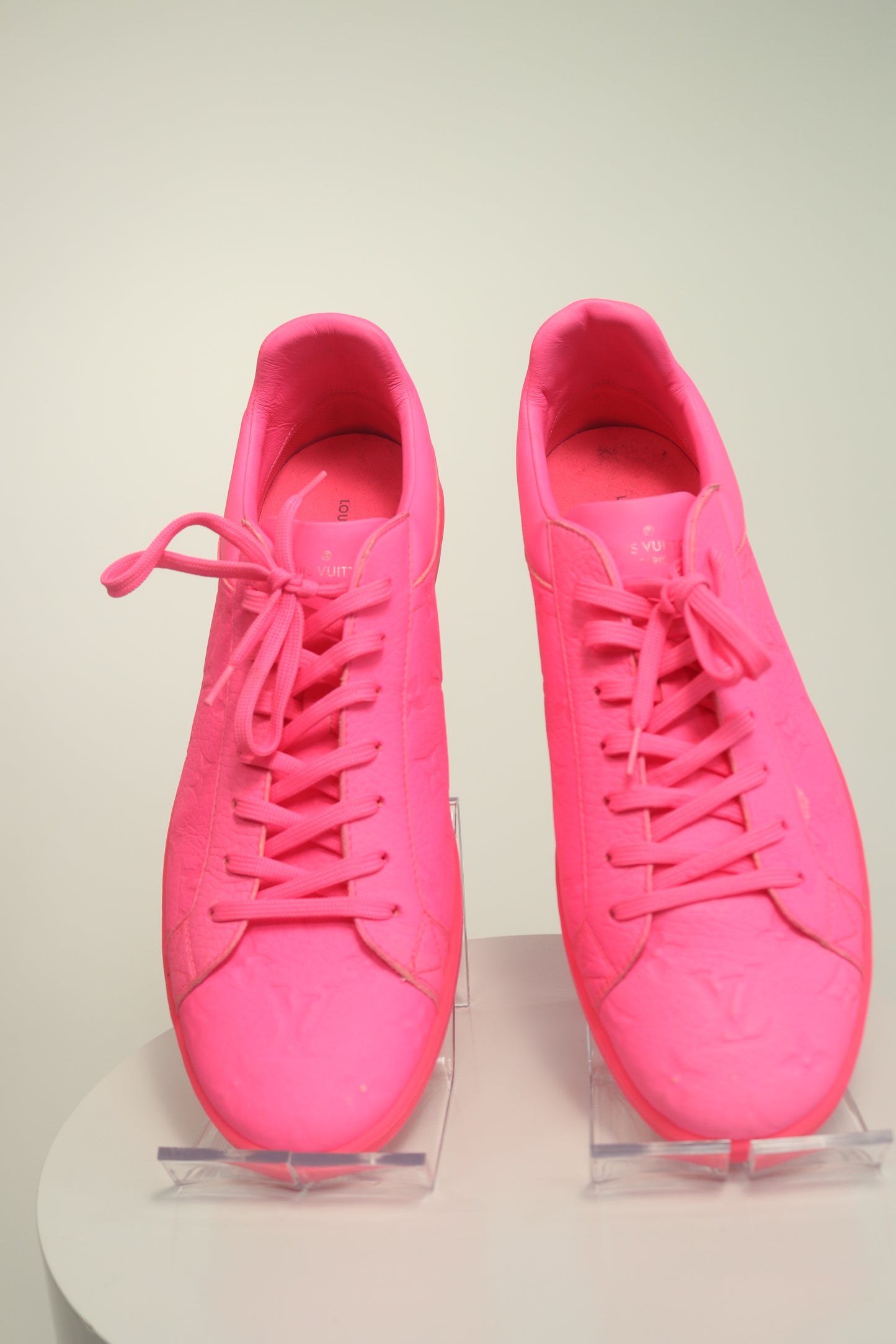 Louis Vuitton	Luxembourg Leather Sneakers