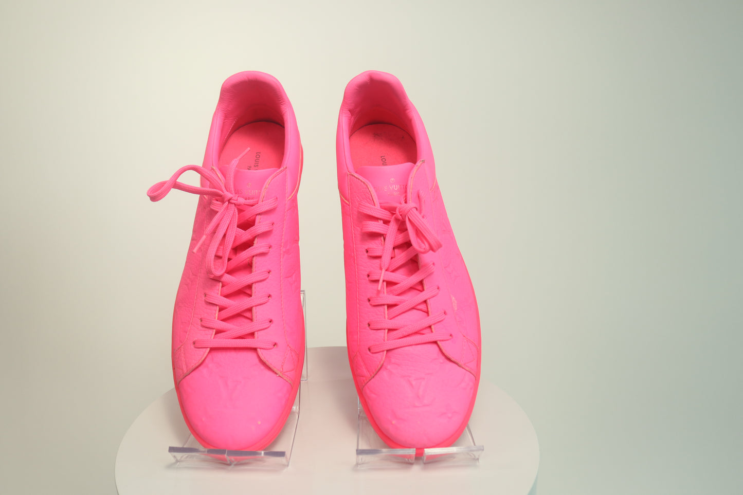 Louis Vuitton	Luxembourg Leather Sneakers