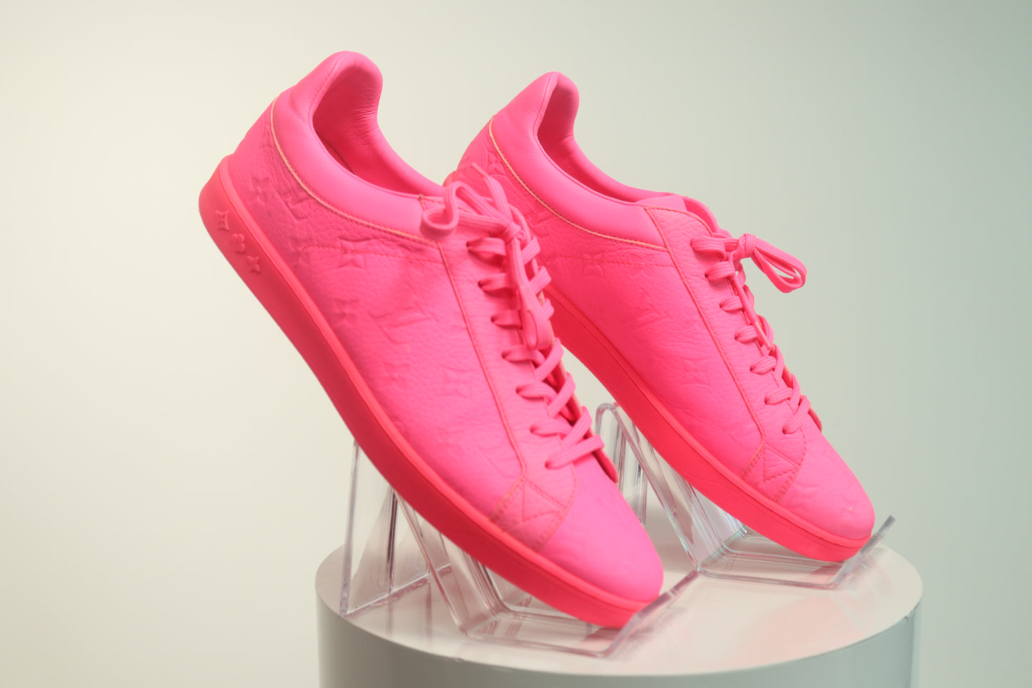Louis Vuitton	Luxembourg Leather Sneakers