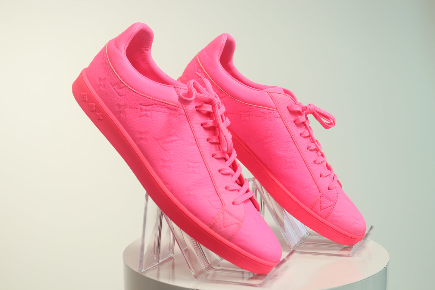 Louis Vuitton	Luxembourg Leather Sneakers
