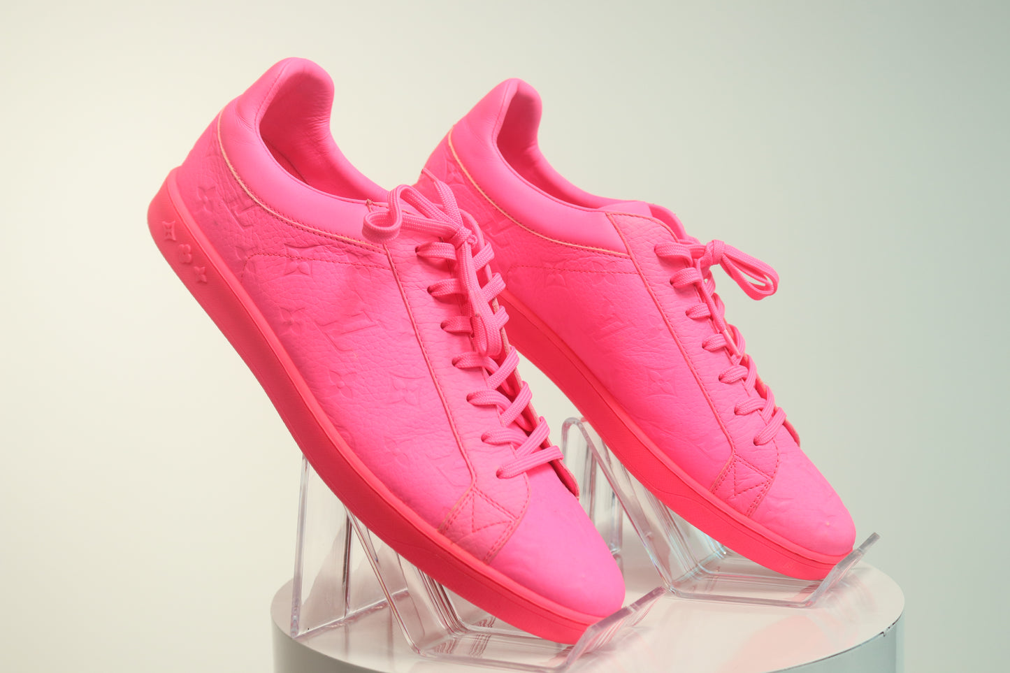 Louis Vuitton	Luxembourg Leather Sneakers