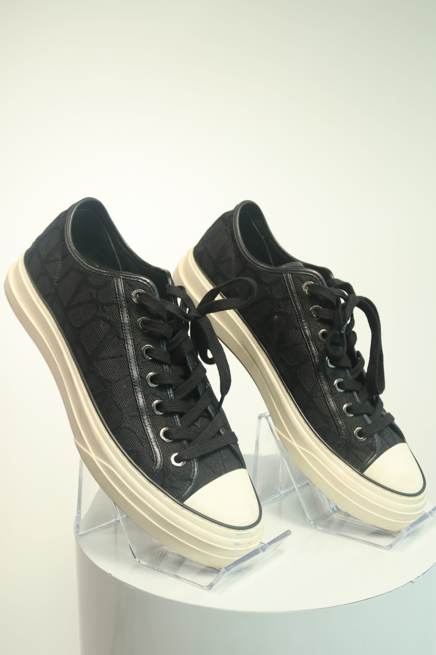 Valentino Totaloop Sneakers