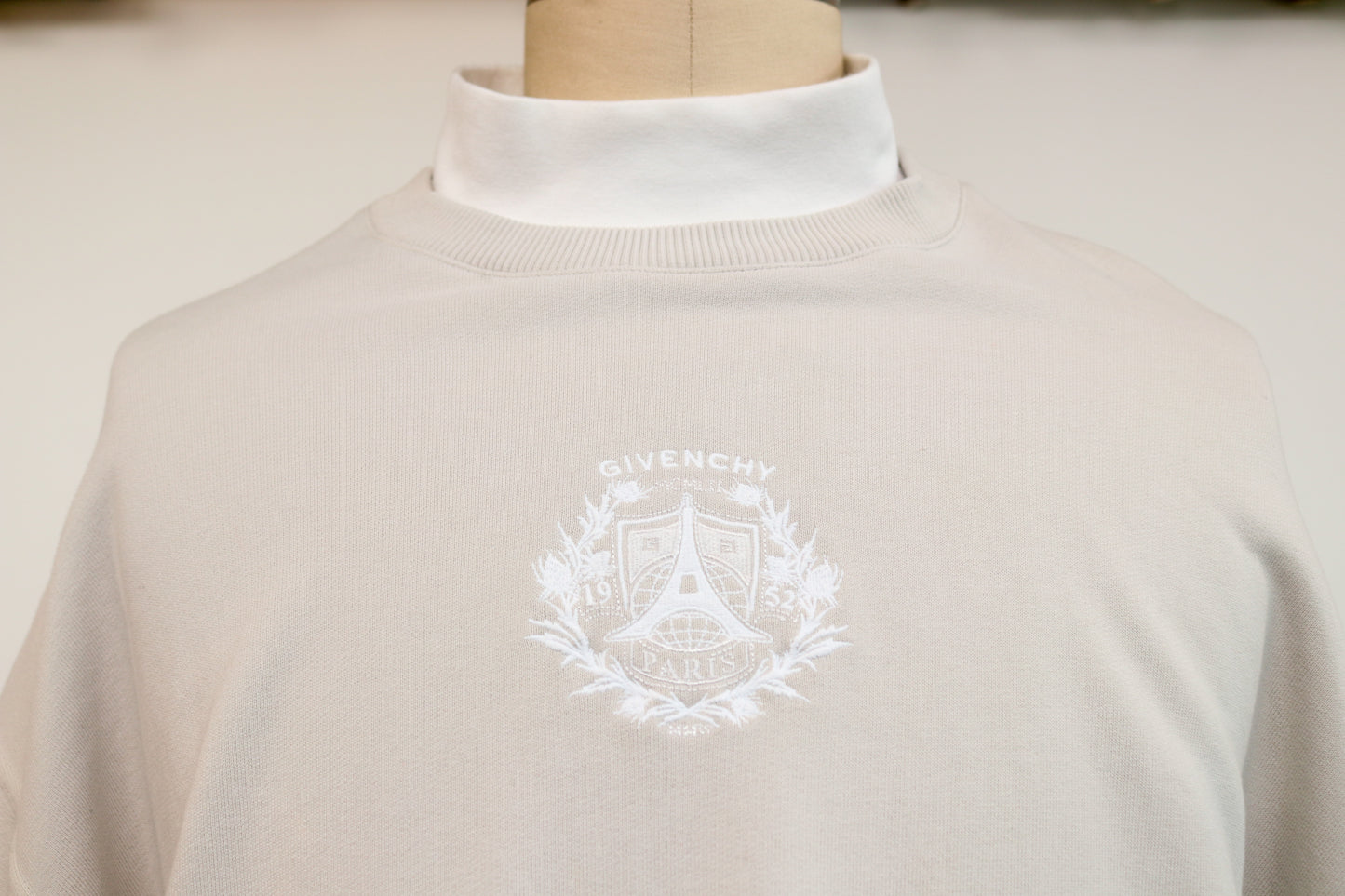 Givenchy Crewneck