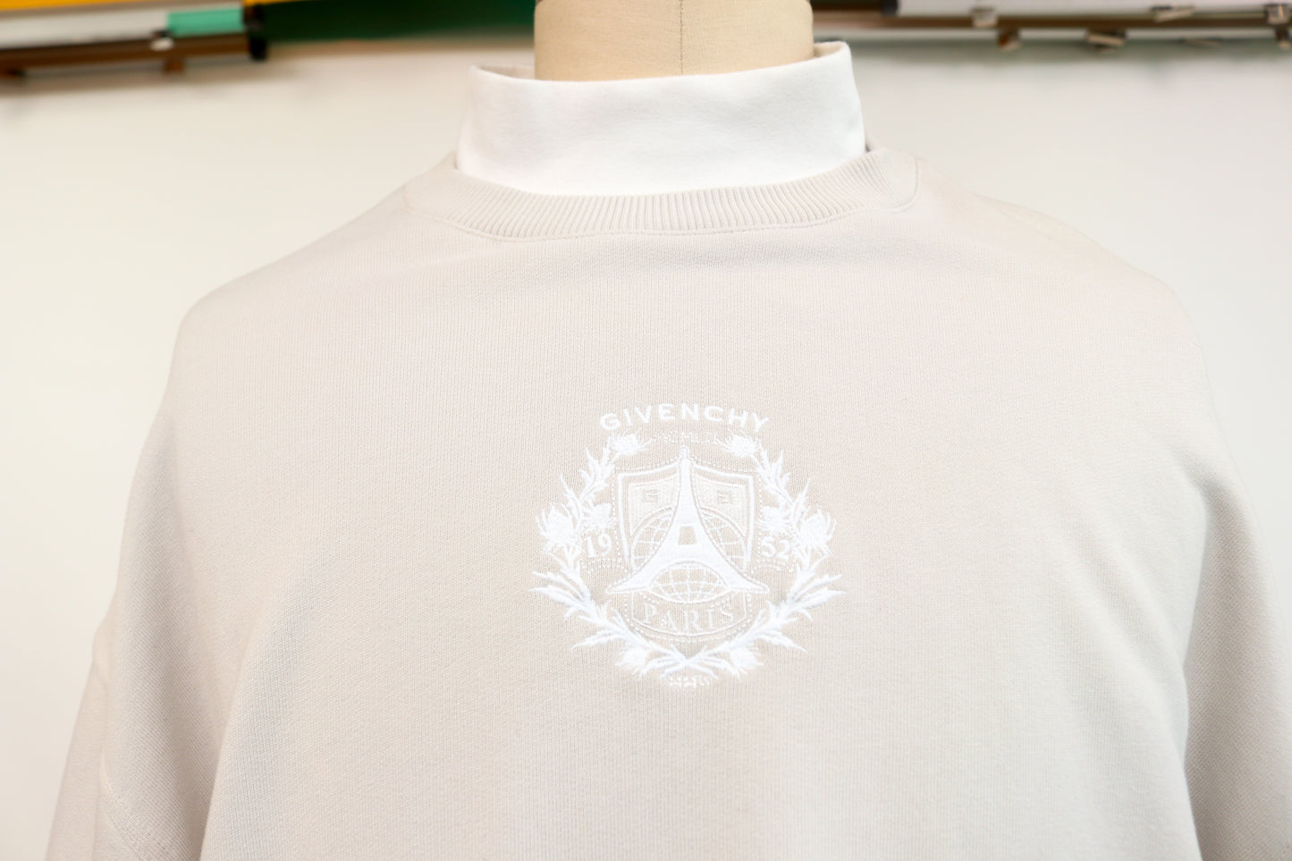 Givenchy Crewneck
